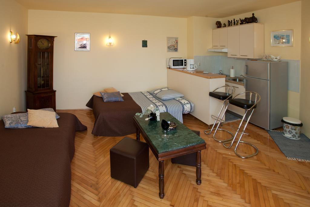 Apartments Beautiful Sandy Beach Split Exteriér fotografie